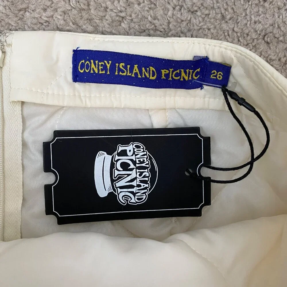 NWT CONEY ISLAND PICNIC Alpine Slopes Quilted Mini Skirt Size 26‎ Coconut Milk